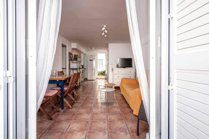 Super Apartamento A Un Paso Del Mar Oliva Zewnętrze zdjęcie